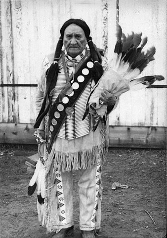 The Lakota's leader, Frank Fools Crow prays for U.S. Senate: 1975