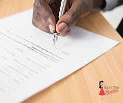 Roosevelt sighs an executive Order 8802