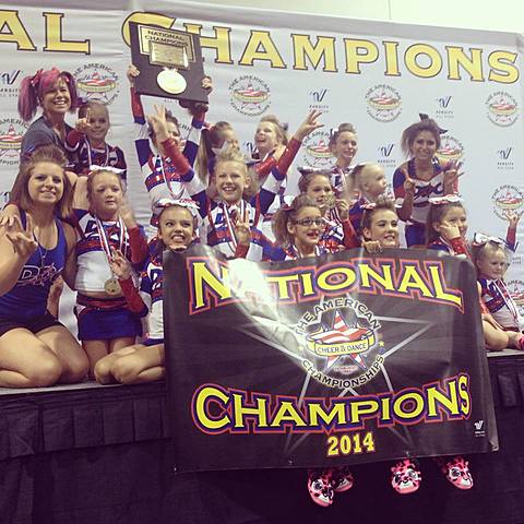Cheer team won Nationals