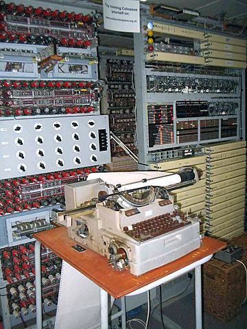En Inglaterra se construyen los ordenadores Colossus