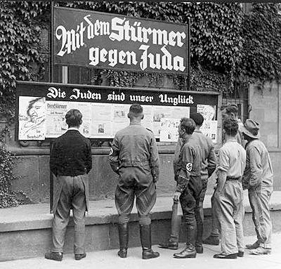 Law on Editors Bans Jews From Editorial Posts