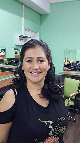 Mi mama se va del país en busca de nuevas oportunidades laborales, vive en Chile.