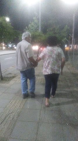 Mis abuelos se vienen se mudan de ciudad (valle del caura) y pasan a vivir a bogotá y crear una nueva vida.