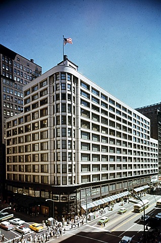Escola de Chicago - Magatzems Carson, SULLIVAN (1975)