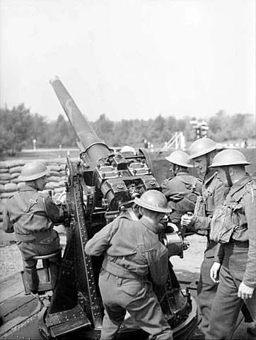 The British drop the first bombs.