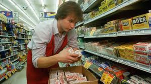 Miercoles  Se anuncia el retiro de  de 31 millones de botellas de tylenol detodo estados unidos