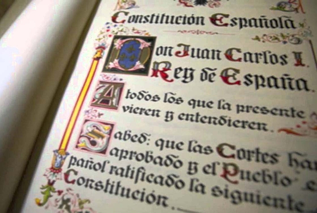 Constitución y Referéndum