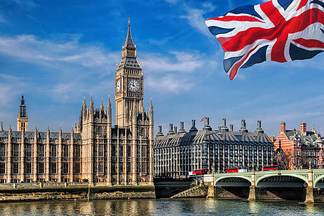 Volvió a Inglaterra