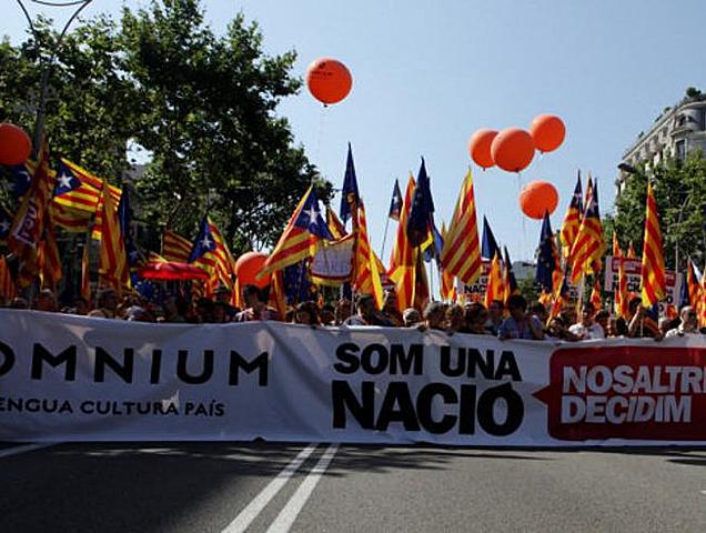 Manifestación "Som una nació. Nosaltres decidim."