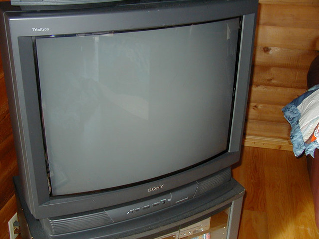 Over i bilion tv sets sold