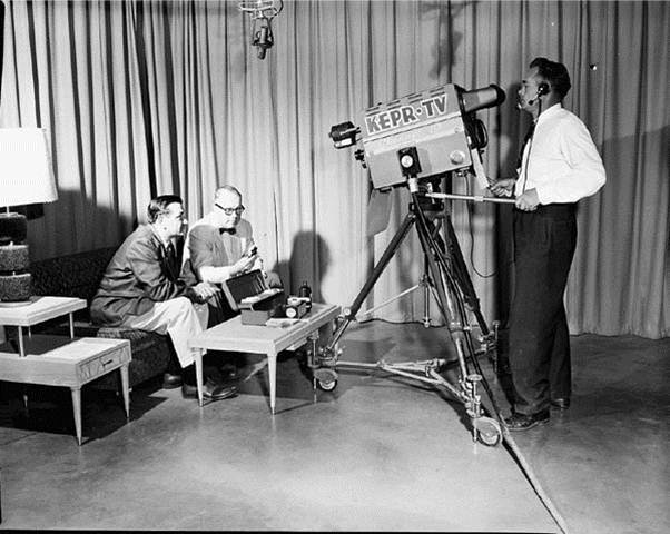 1 million T.V sets in the U.S and the community antenna was produced to the rural areas which is now called cable T.V. the first issue of weekly program guide for CBC was created for the Canadians to keep in track. All the programs were live so it was poo