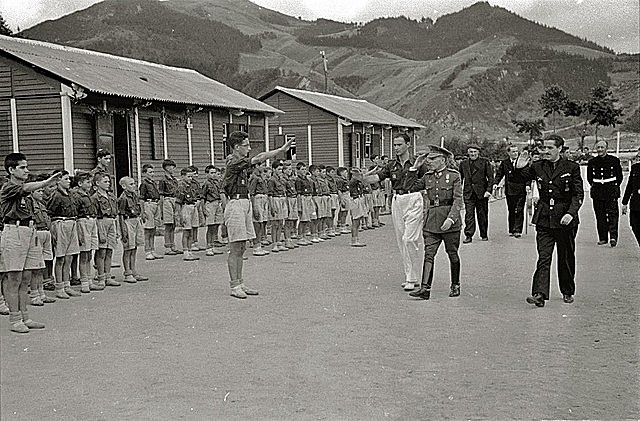 creacion de organisacion de encuadramiento ideologico