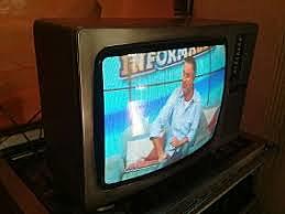 aparición televisor a color