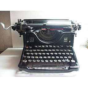 Mi Recorrido con las TIC-Máquina de Escribir manual