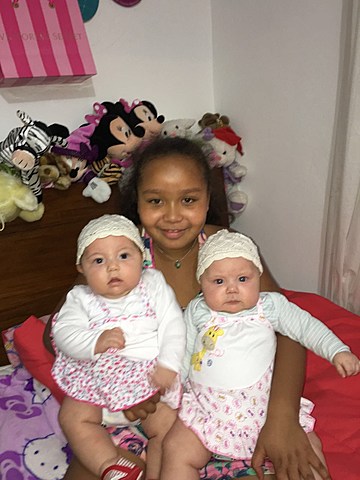 Recibí a mis hermanas mellizas