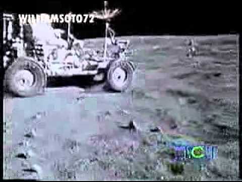 • 1969: Los colombianos ven al hombre en la luna