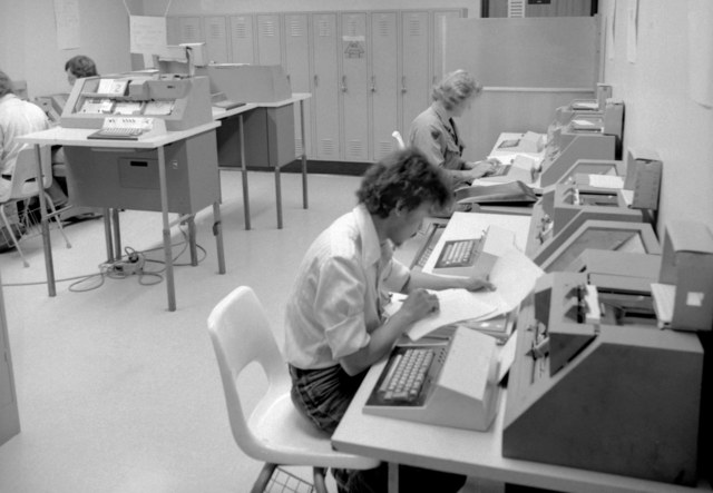 First computer used to teach binary math