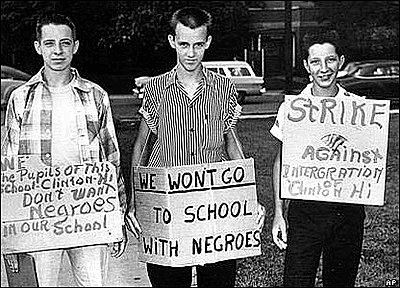 De jure vs. De Facto segregation