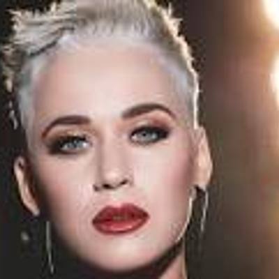 Timeline: álbuns de carreira de Kate Perry