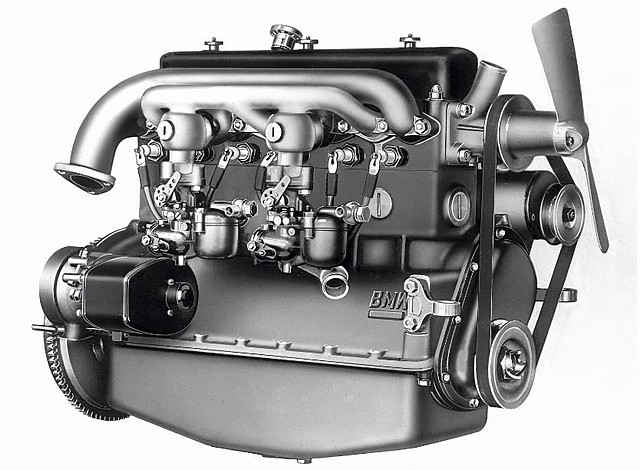 PRIMER MOTOR DE LA EMPRESA