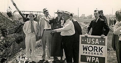 The New Deal project began.