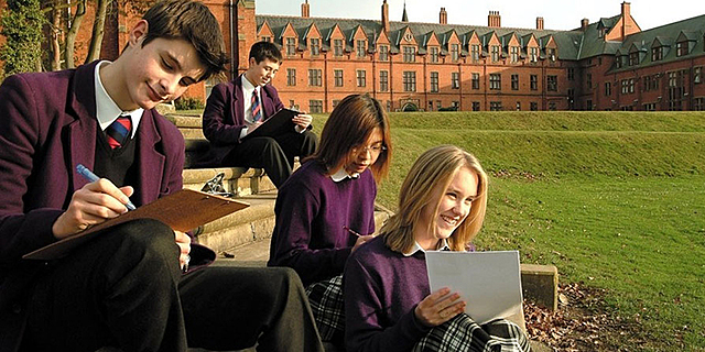 Secondary School/ средняя школа