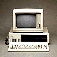 IBM anuncia su primera computadora personal (PC)