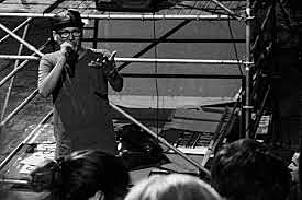 El rapero Ahiman y el parche '5ta con 5ta Crew'