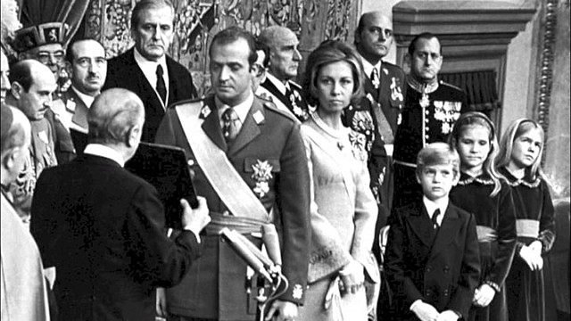 Tensiones dentro del régimen