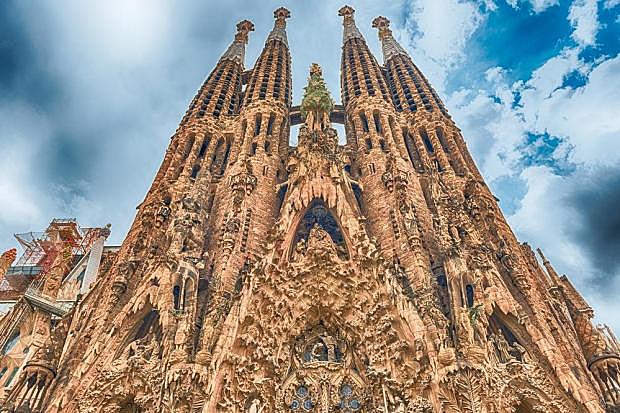 Inici Construcció Sagrada Família