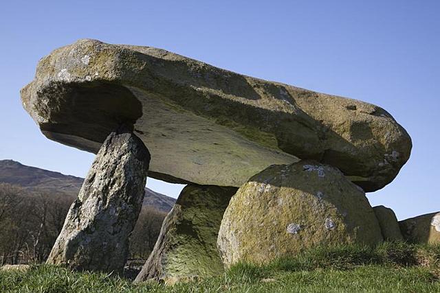 Arte megalítico. (Neolítico)