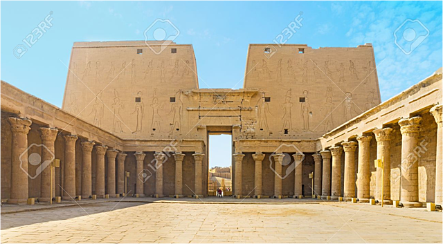 TEMPLO DE HORUS: era el dios de la realeza, de la guerra y de la caza.Hijo de Isis y Osiris