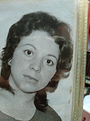 2004: Esther consigue la jubilación a los 67 años.