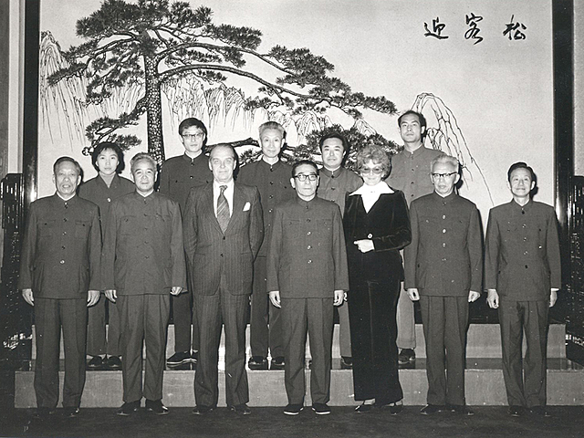 Un enfoque más internacional