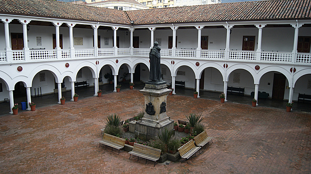 Restauración del Colegio del Rosario como centro educativo