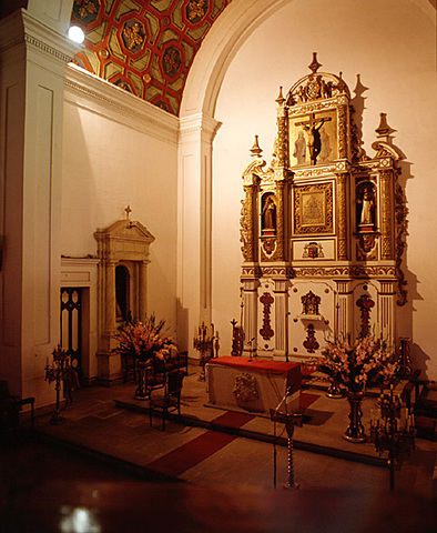 Reconstrucción de la capilla
