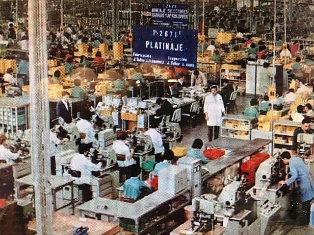 La llegada de la informática y las telecomunicaciones.