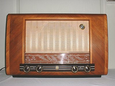 De eerste radio
