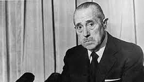 Dimisión de Arias Navarro