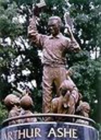 Statue erected on Monument Avenue in Richmond, Virginia,