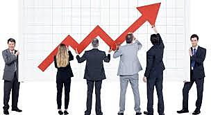 la importancia del sector servicios aumentó considerablemente.