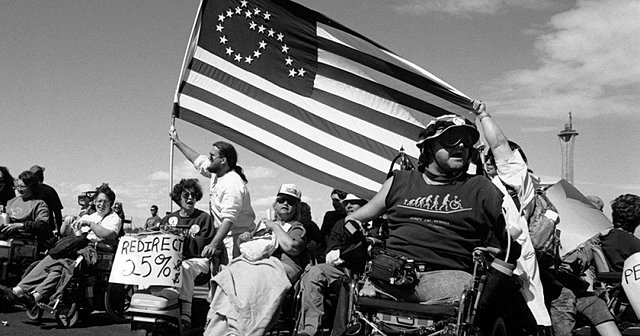 MOVIMIENTOS SOCIALES