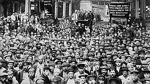 REVOLUCIÓ D'OCTUBRE