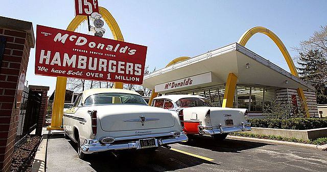 Abre el primer "Drive Thru" en Arizona