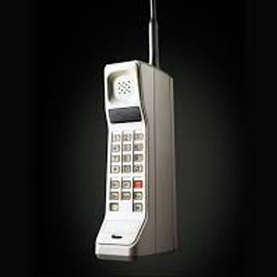 Timeline: HISTORIA DE LOS CELULARES