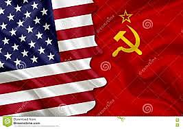 URSS es converteix en una superpoténcia front a USA i comença la guerra freda