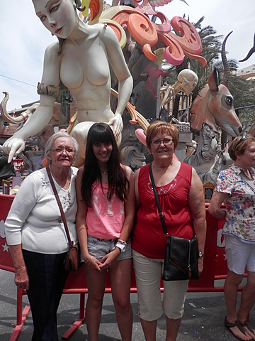 Actualment continua vivint en La Foia