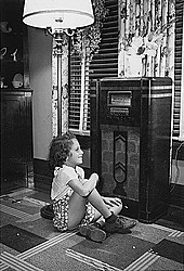 Primera transmisión de la radio.