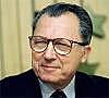 1985: Jaquecs Delors es nombrado presidente de la Comisión.