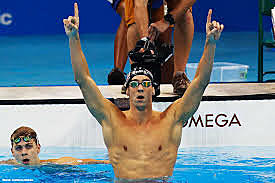 VENCEDOR DE LOS 200 M MARIPOSA